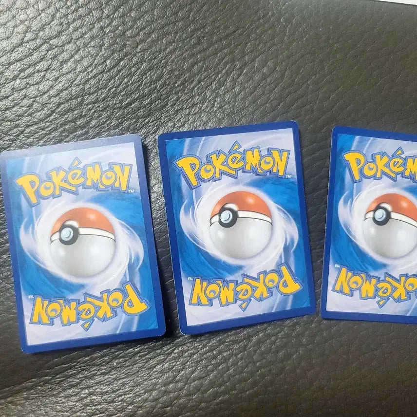[BUNJANG] Charizard VMAX and V Trading Cards / 리자몽 VMAX와 V