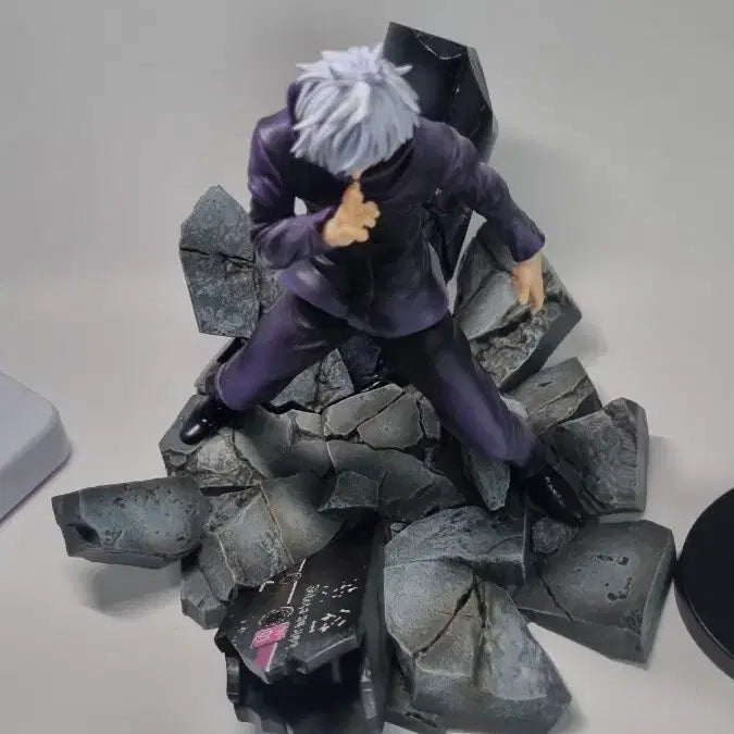 [BUNJANG] Jujutsu Kaisen Gojo Satoru Muryo Kuso Sega Figure / [급처] 주술회전 고죠 무량공처 세가 피규어