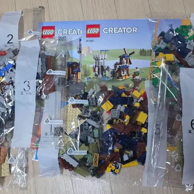 [BUNJANG] LEGO Creator 31120 3-in-1 Medieval Castle / 레고 크리에이터 31120 3in1 중세성 팝니다