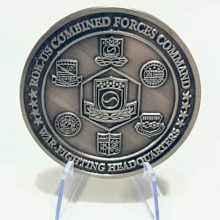 [BUNJANG] USFK Combined Forces Command Commemorative Coin / 부대 기념 코인 팝니다.