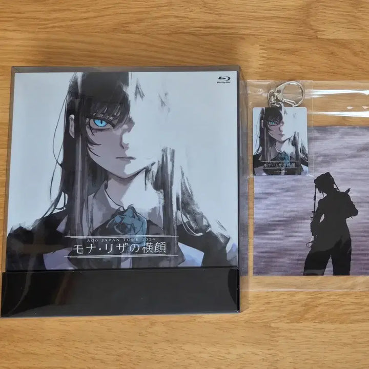 [BUNJANG] Ado Mona Lisa Blu-ray Limited Edition with Special Photocard and Keyring / Ado 모나리자 블루레이 초회한정반 특전 사진, 키링