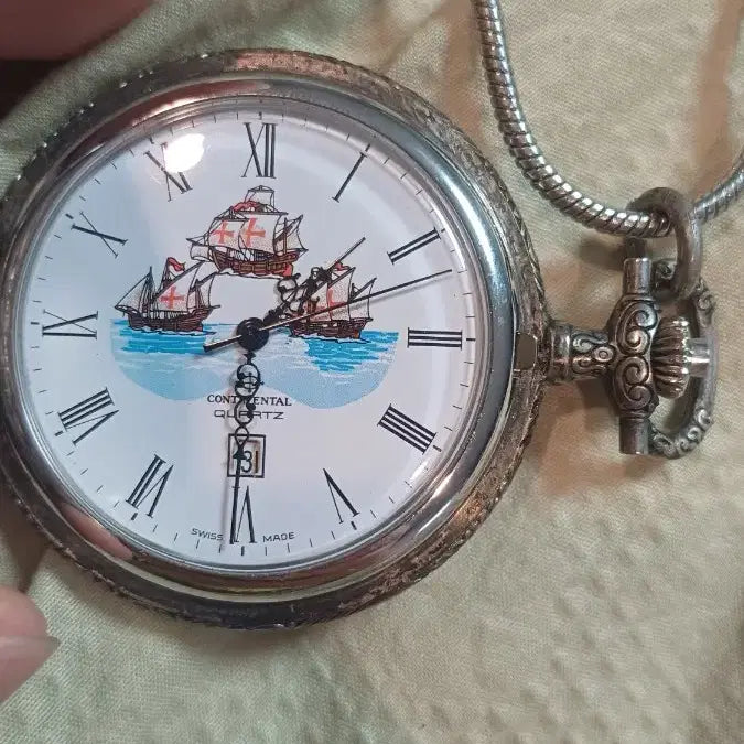 [BUNJANG] Antique Pocket Watch (Made in Switzerland) / 골동품 회중시계 (메이드 인 스위스)