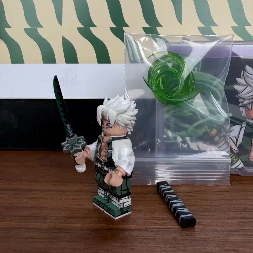 [BUNJANG] Miffy Bono Demon Slayer Sanemi Custom Lego Minifigure (Sword Replacement) / 미피보노 귀칼 사네미 커스텀 레고 미니 피규어(칼 대체)