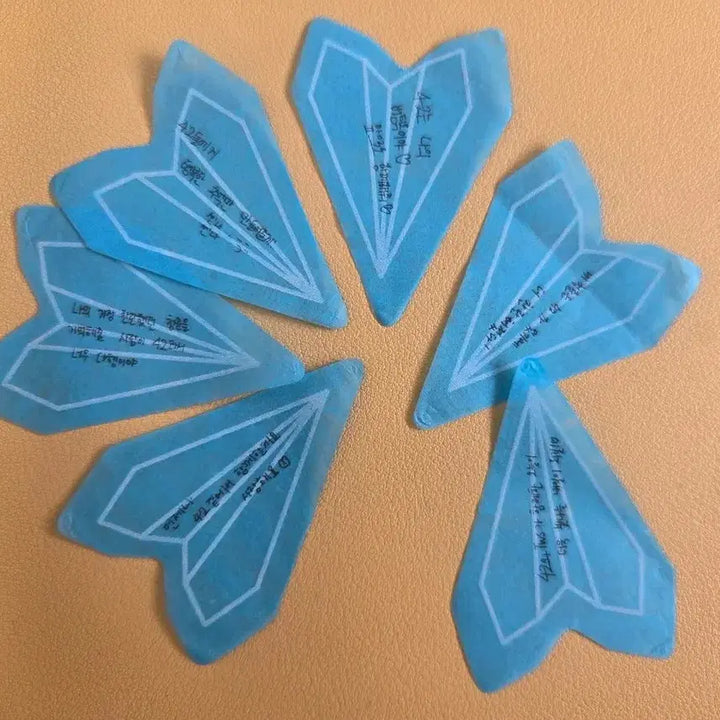 [BUNJANG] TWS Concert Member Autograph Confetti Set (18 Pieces) / (1세트)tws투어스컨페티 멤버손글씨