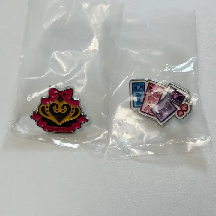 [BUNJANG] Starpara Pripara Movie Pins Gacha Logo Bundle Set / 스타파라 프리파라 무비 핀즈 뱃지 가챠 로고 일괄
