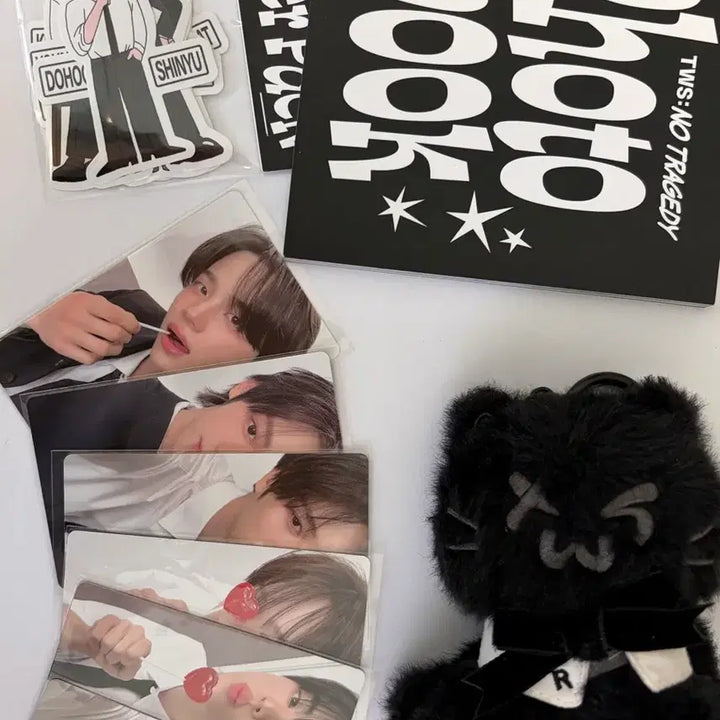 [BUNJANG] TWS Romeo Cat Bundle Set Seonyu Dohun Youngjae Han Jin Jihoon Kyungmin Photocard / [개봉] 투어스 tws 로미오캣 풀세트 신유 도훈 영재 한진 지훈 경민