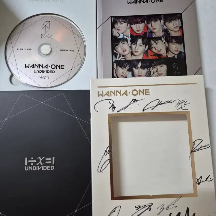 [BUNJANG] WANNA-ONE UNDIVIDED Full Member Signed CD / 워너원 WANNA-ONE UNDIVIDED 친필 전원사인 민트급 cd