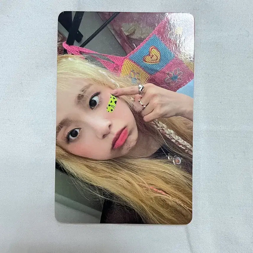 [BUNJANG] LOONA Chuu Howl Album Photocard / 이달의소녀 츄 Howl 앨범 포카