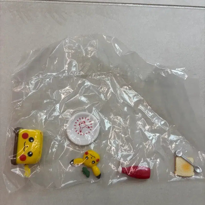 [BUNJANG] Pokemon Pikachu Room Gacha Set 2 / 피카츄 룸! 가챠 2번 세트팝니다!