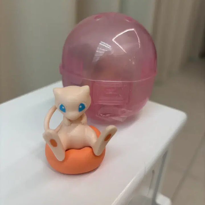 [BUNJANG] Pokemon Mew Gacha Figure / 포켓몬스터 뮤 가챠 팝니다!