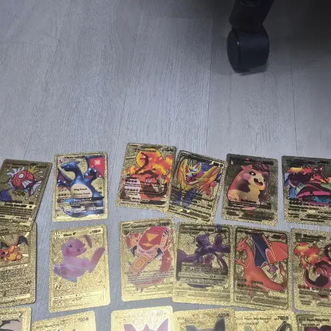 [BUNJANG] Pokemon Gold Foil Full Set 49 Cards / 포켓몬 카드 금박  풀세트  금카드49장 새제품선물