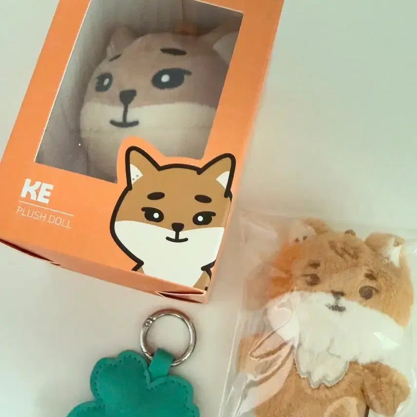 [BUNJANG] DAY6 Young K Bundle Set Merchandise (Denimals, Petitmalls, Clover Keyring) / 원가이하) 일괄 데이식스 영케이 케 데멀 쁘멀 키링일괄