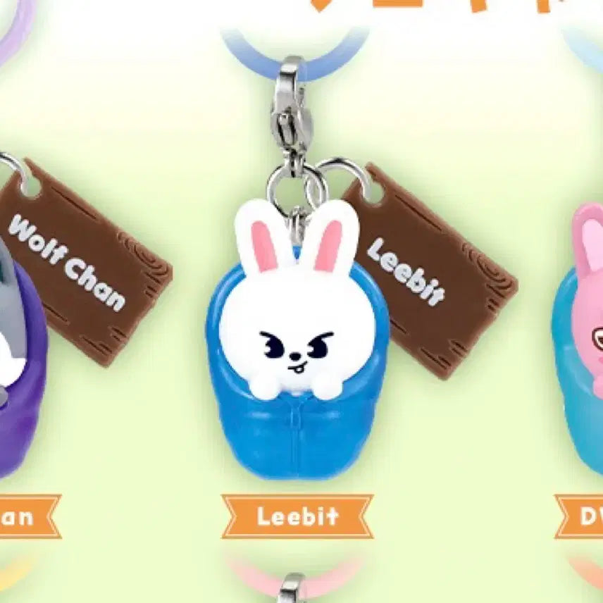 [BUNJANG] SKZOO LeeKnow Rabbit Gacha Camping Keychain / 스키주 리빗 가챠 메지루시 솔로 캠핑 스키즈 리노 일본 굿즈