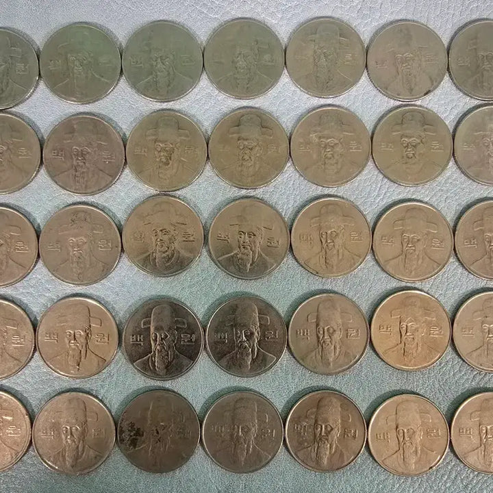 [BUNJANG] 1998 100 KRW Coin Bundle (35 Coins) / 100원 동전 1998년 35개 전부