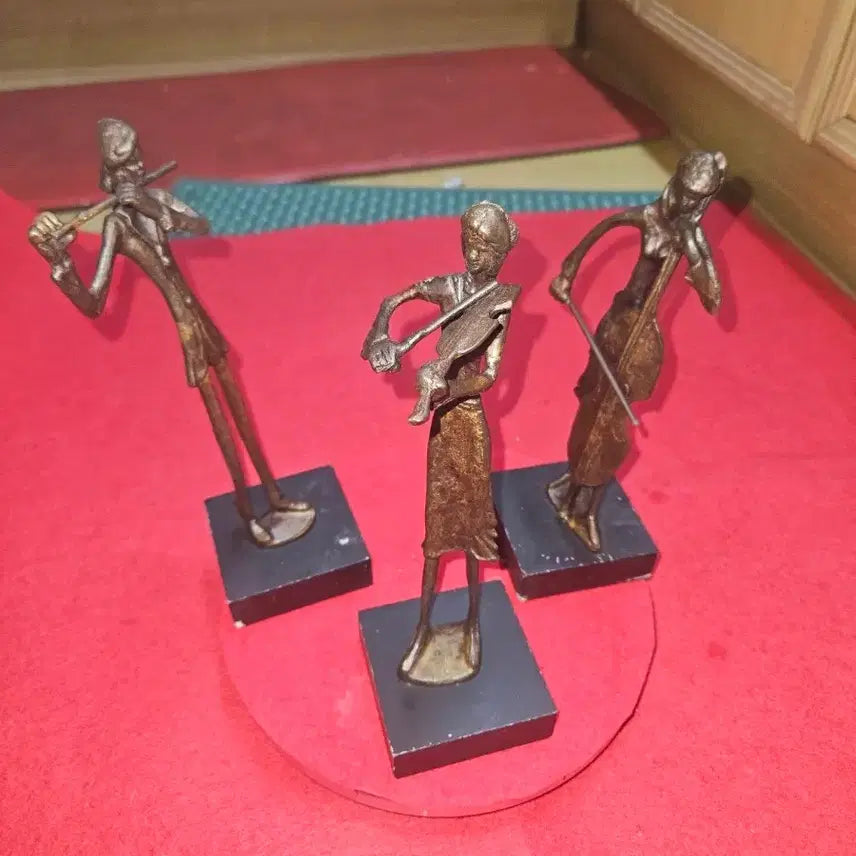 [BUNJANG] Bernard Kim (Kim Beon) Early Original Brass Musician Sculptures (Set of 3) / [초창기 희귀작] 원로 조각가 김번(버나드 킴) 황동 악사 3종 세트