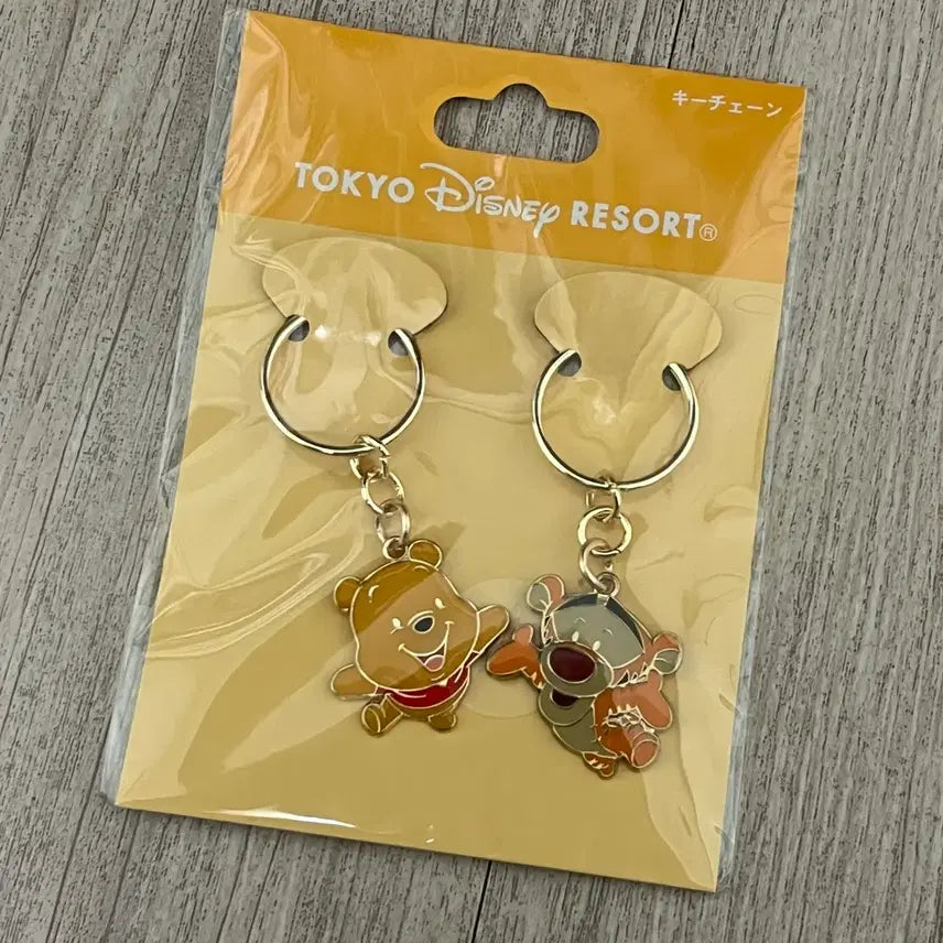 [BUNJANG] Tokyo Disneyland Pooh &amp; Tigger Pin Set / 도쿄 디즈니랜드 푸 티거 뱃지
