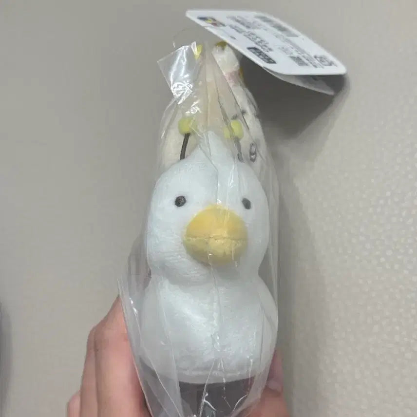 [BUNJANG] Chiikawa Baby Duck Toilet Mascot Usagi / 치이카와 베이비 오리 변기 마스코트 우사기