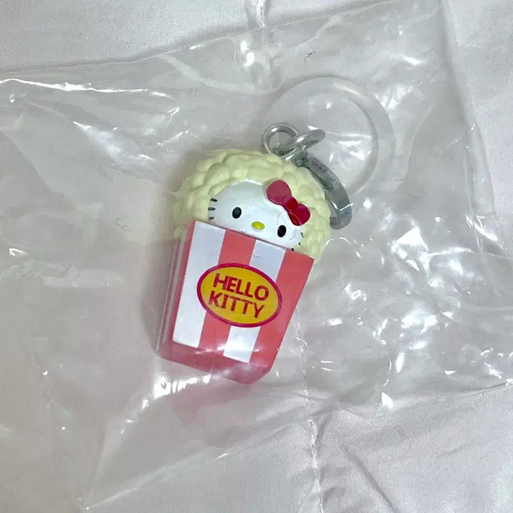 [BUNJANG] Bandai Hello Kitty American Design Popcorn Gacha Figure / 헬로키티 아메리칸 디자인 메지루시 팝콘 가챠 반다이 피규어