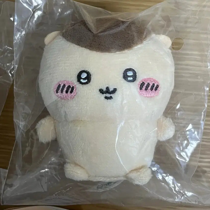 [BUNJANG] Chiiikawa Seated Plush 1st Gen Gacha / (쿠리만쥬) 치이카와 앉은 누이 1탄 가챠