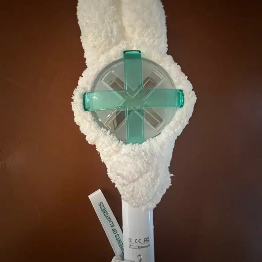 [BUNJANG] TXT (Tomorrow X Together) MOABONG Ver.1 Lightstick with Rabbit Cover / 모아봉1 -폭덤