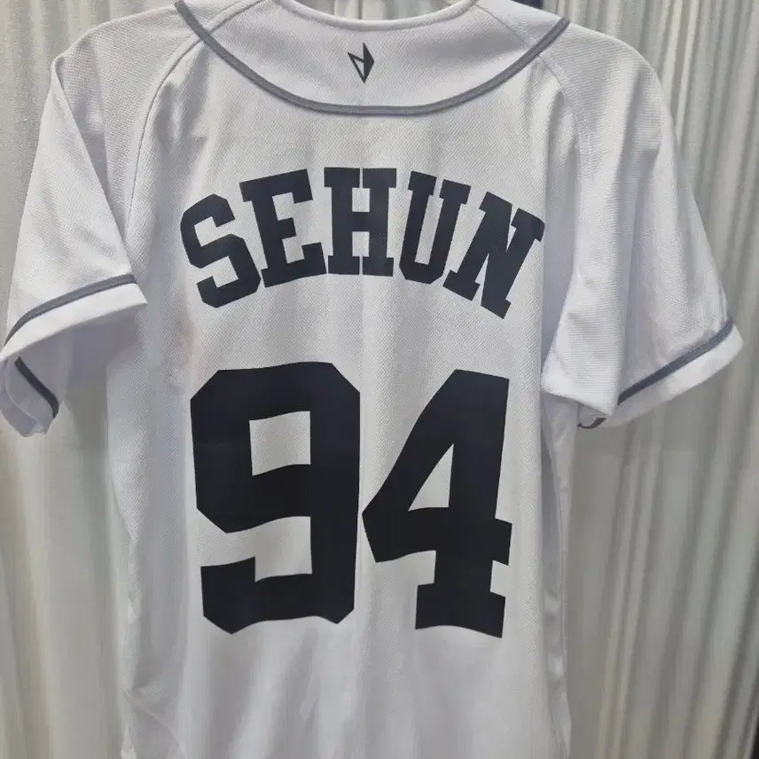 [BUNJANG] EXO Sehun Baseball Jersey / EXO PLANET 세훈 야구 유니폼 / S