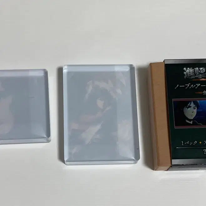 [BUNJANG] Attack on Titan Levi &amp; Erwin Novelty Acrylic Block Stand / 진격의거인 리바이 엘빈 진격거 노블 아트 컬렉션 아크릴 블럭 스탠드