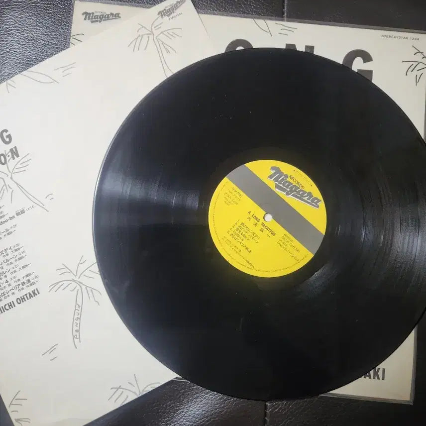 [BUNJANG] Eiichi Ohtaki A LONG VACATION 1981 Original Pressing LP (City Pop) / [초판 LP] 오오타키 에이이치 - A LONG VACATION (시티팝