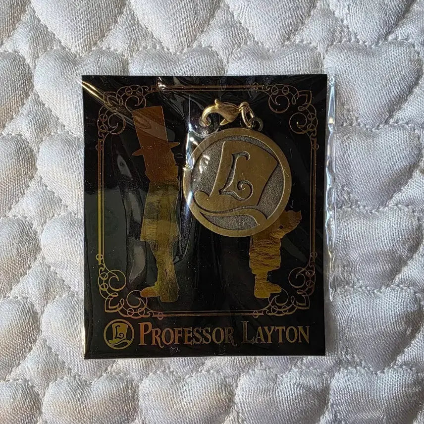[BUNJANG] Professor Layton and the Diabolical Box Charm / 레이튼교수와 마신의 피리 참
