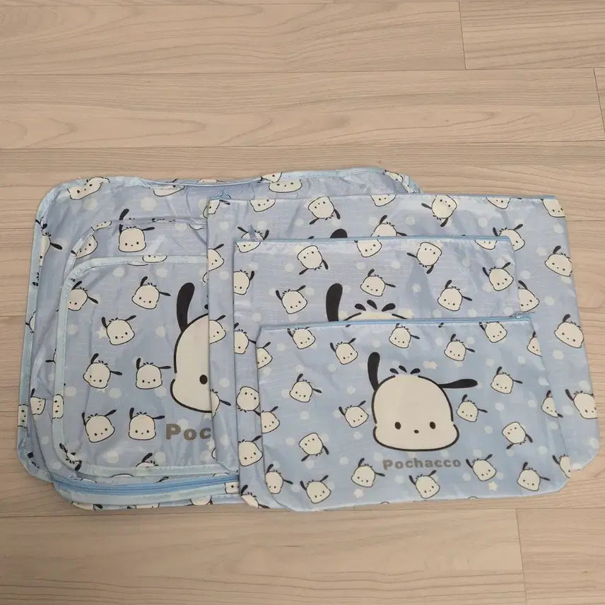 [BUNJANG] Pochacco Travel Pouch Set (6 Pieces) / 포차코 여행용 6종 파우치세트