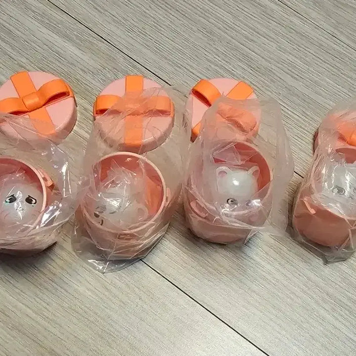 [BUNJANG] JinniRet Hyunjin Birthday Ring Japanese Gacha Set / 지니렛 현진 생일 반지 일본 가챠 4종 벌스데이  클리어링 스키주