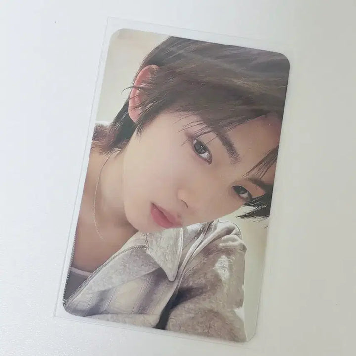 [BUNJANG] IZ*ONE Jo Yuri Green Green Lucky Draw Photocard / 코르티스 주훈 그린그린 이즈위 럭드 2차 포카 교환 양도 판매