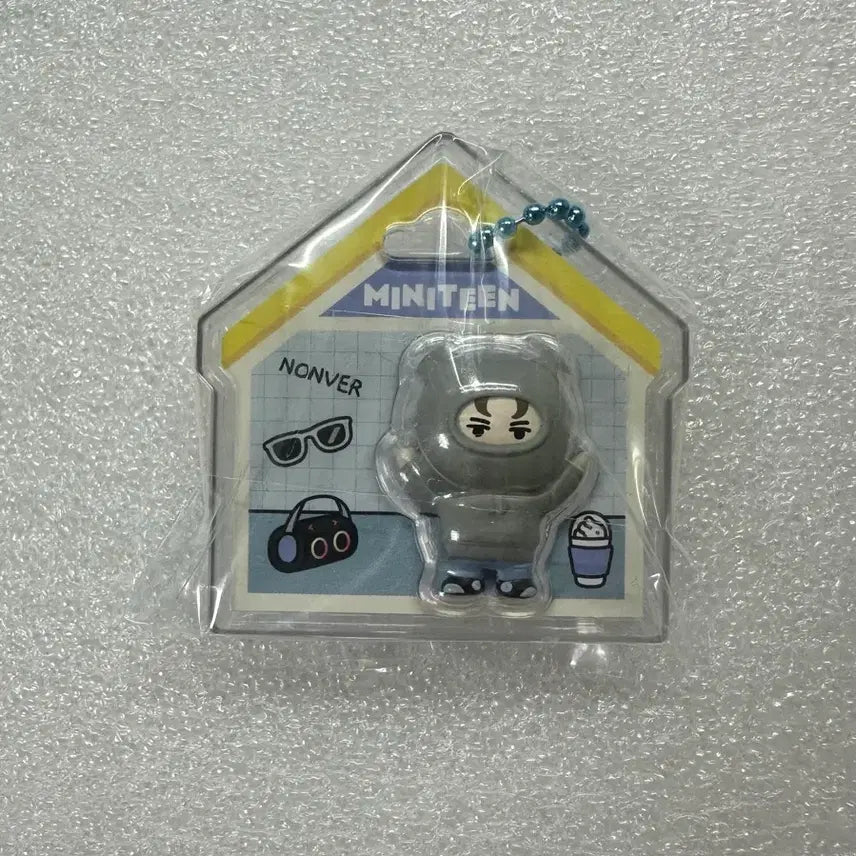 [BUNJANG] SEVENTEEN MiniTeen Gacha Package Charm Vernon Nonbe / 세븐틴 미니틴 가챠 패키지참 논버 버논 V8