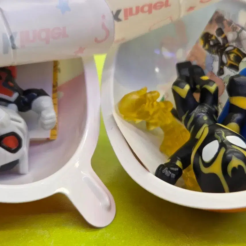 [BUNJANG] Kinder Joy Ant-Man Black Panther Figures (Bundle Set) / 킨더조이 앤트맨 블랙팬서