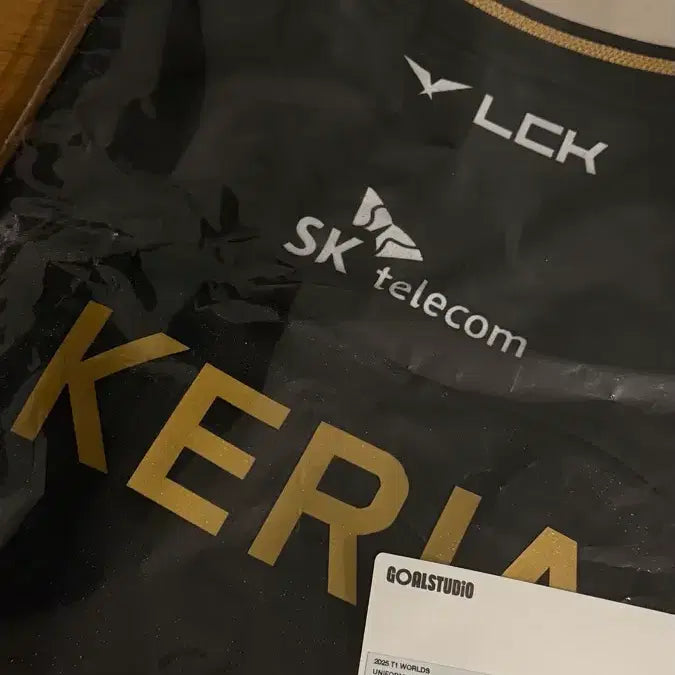 [BUNJANG] T1 Keria 2025 Worlds Jersey M / 미개봉 2025 케리아 월즈 유니폼 M