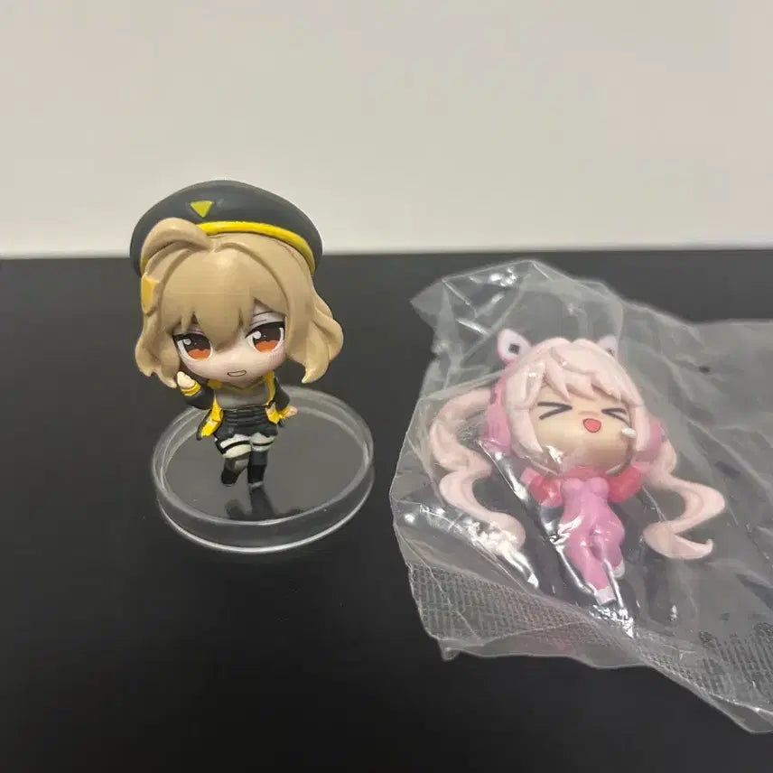 [BUNJANG] Nier Collection Figure Rich Vol. 4 Anis &amp; Alice Bundle Set / 니케 컬렉션 피규어 리치 vol.4 2개 일괄 (아니스,앨리스)