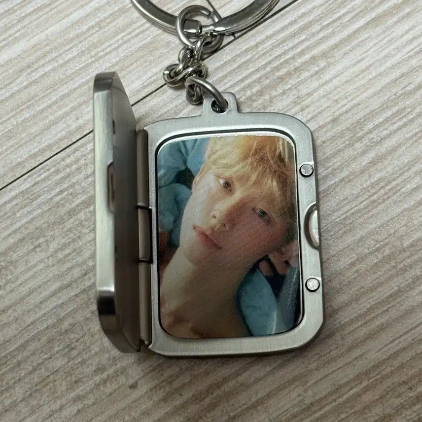 [BUNJANG] TXT Yeonjun Showcase Keychain / 오늘만 1.7) 투바투 연준 쇼케이스 키링 역조공 양도