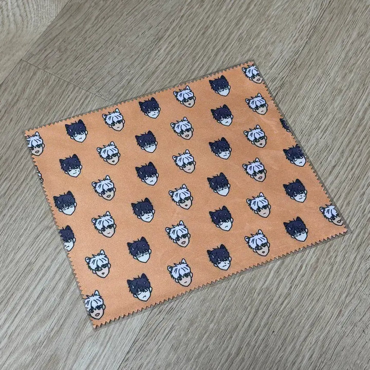 [BUNJANG] Min Yong Tumblbug Animation Poster &amp; Glasses Cloth / 판매) 민용 텀블벅 애니메이션
