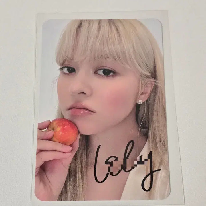 [BUNJANG] NMIXX Lily Signed Photocard / 엔믹스 릴리 싸인 포토카드