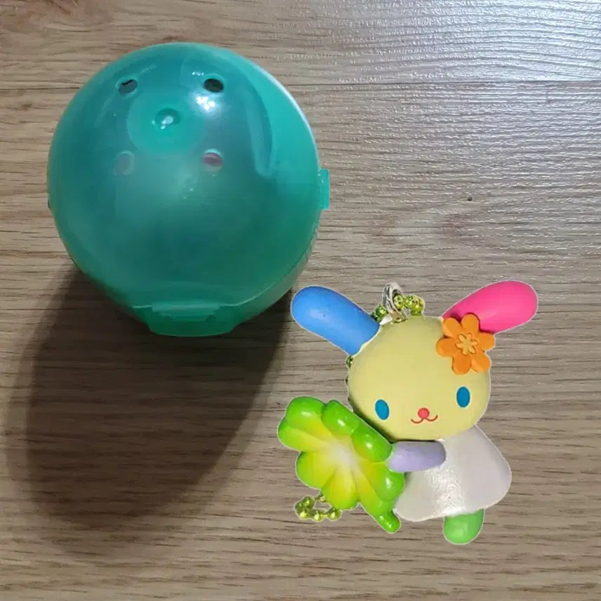 [BUNJANG] Sanrio Four-Leaf Clover Gacha Usahana Figure (Sealed) / 산리오 네잎클로버 가챠 우사하나 미개봉 새상품