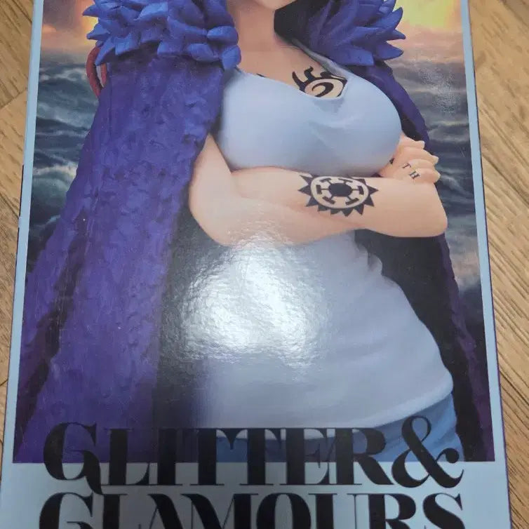 [BUNJANG] One Piece Glitter &amp; Glamours Nico Robin Figure / 원피스 글리터&amp;글래머러스 시리즈 로우 여성 버전 피규어 판매합니다.