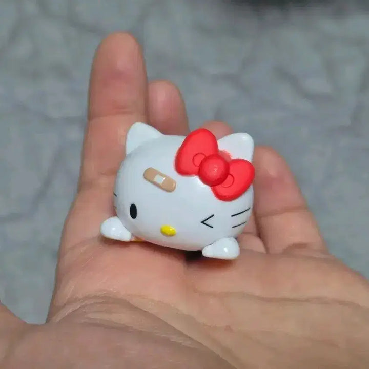 [BUNJANG] Kwitang Kitty Gacha Figure / 꽈당키티 가챠