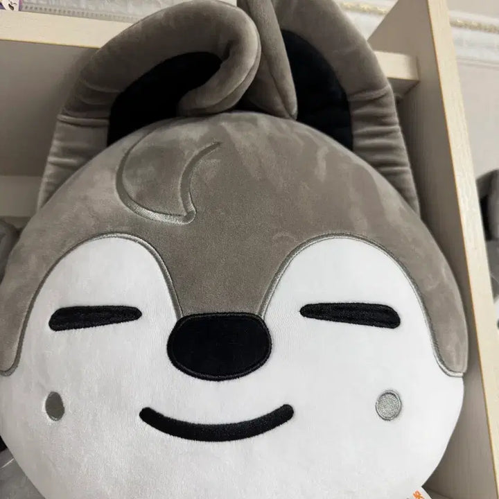 [BUNJANG] Wolfchan Cushion Bundle Set / 울프찬 쿠션 일괄 판매