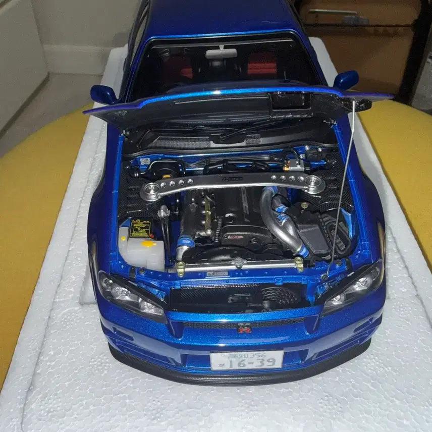 [BUNJANG] 1:18 Nissan Skyline Diecast Model / 1:18 닛산 스카이라인 다이캐스트 판매