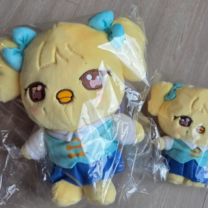 [BUNJANG] IVE Everland Mini-V Nauri Cast Plush &amp; Keychain Bundle Set / 일괄)아이브 에버랜드 미니브 나오리 캐스트 플러시,키링 팝니다