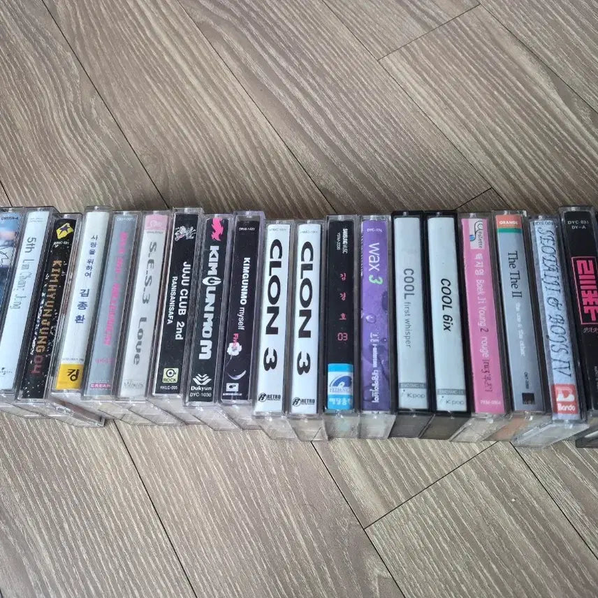 [BUNJANG] Korean Music Cassette Tapes Bundle Set (21 pcs) / 가요 카세트 테이프 일괄판매 개당 5천