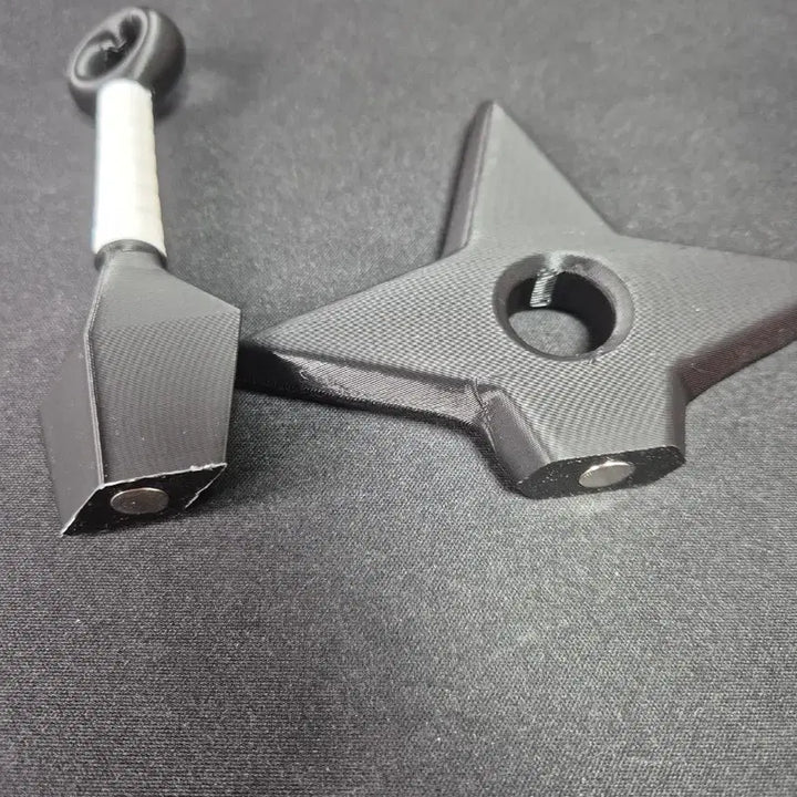 [BUNJANG] Naruto Kunai &amp; Shuriken Magnet Figure / [가격고정] 나루토 자석 쿠나이 수리검 피규어 굿즈