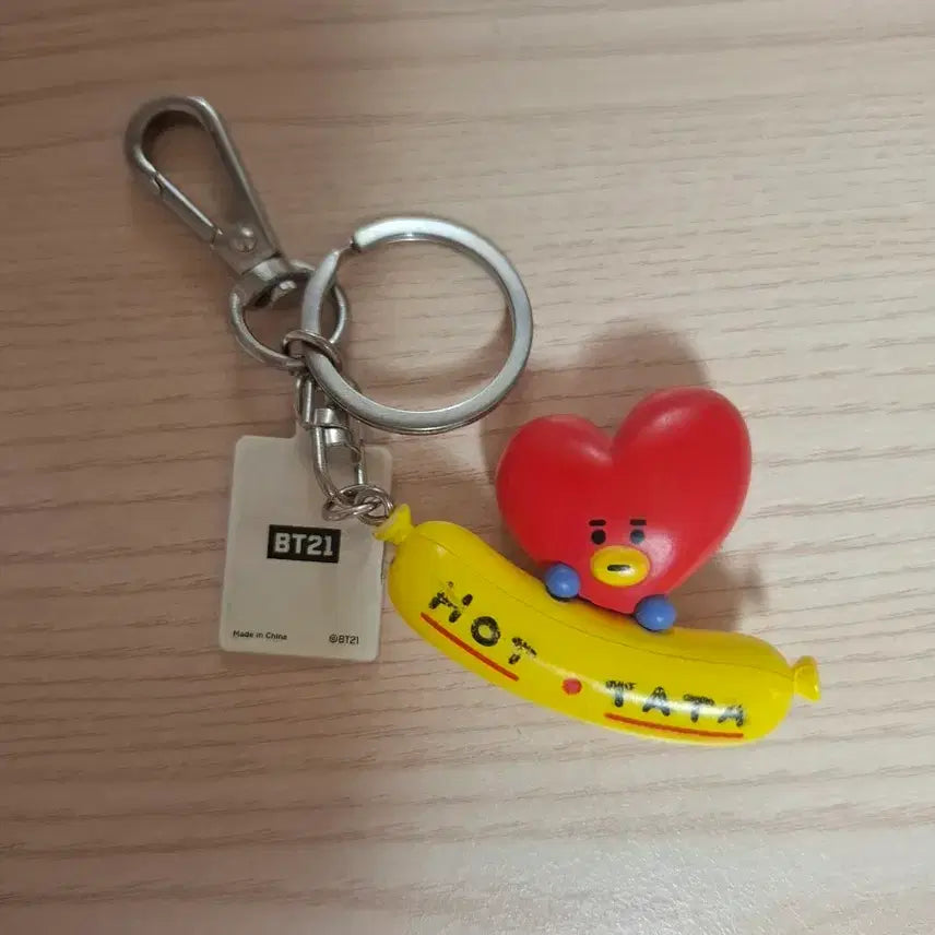 [BUNJANG] BT21 Tata Hotdog Keyring / BT21 타타 핫도그 키링