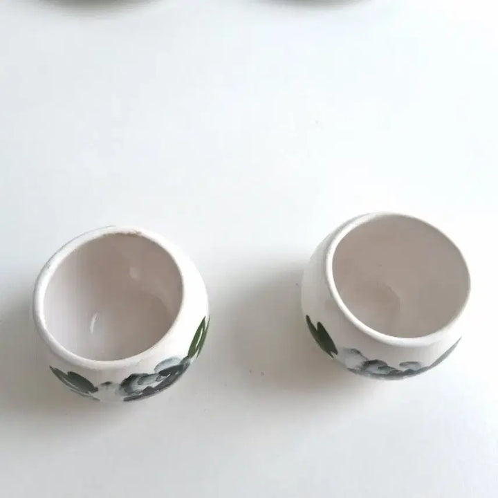 [BUNJANG] Peony Floral Soju Glass Set (2p) with Saucer Plates (2p) / 왜사기 목단꽃 소주잔 2p +잔받침접시 2p