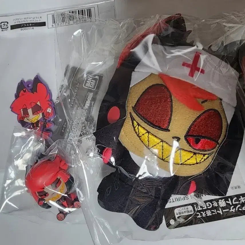 [BUNJANG] Hazbin Hotel Alastor Mini Figure + Nun Alastor Plush + Alastor Keyring Bundle Set / 해즈빈호텔 알래스터 미니 피규어 + 수녀 알래스터 누이 + 알래스터 키링