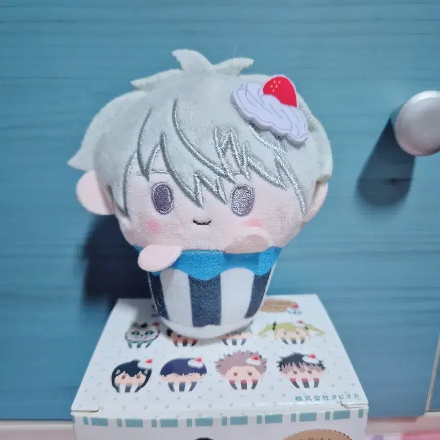 [BUNJANG] Kaiju No. 8 Tappy Nui Cupcake (Reno) / 괴수8호 컵케익 컵케이크 타피누이 판매합니다(레노)